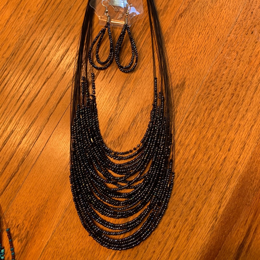 Beautiful Necklace and Earring Set